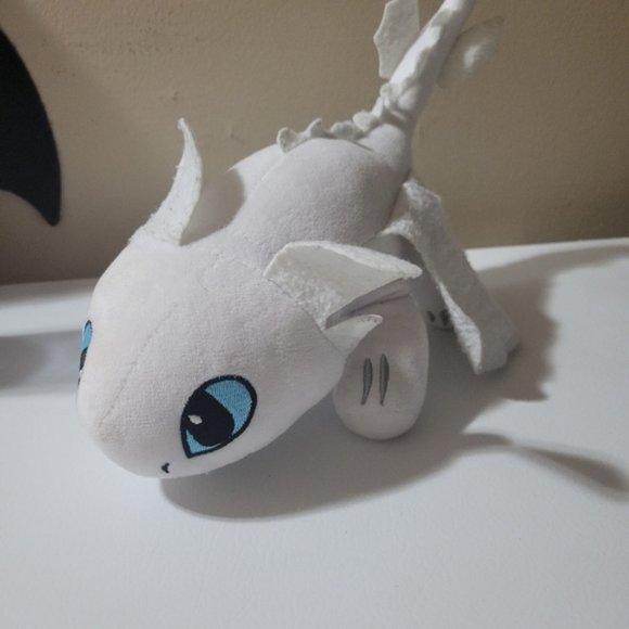 How to Train Your Dragon Plush Toys - Picture 3 of 9